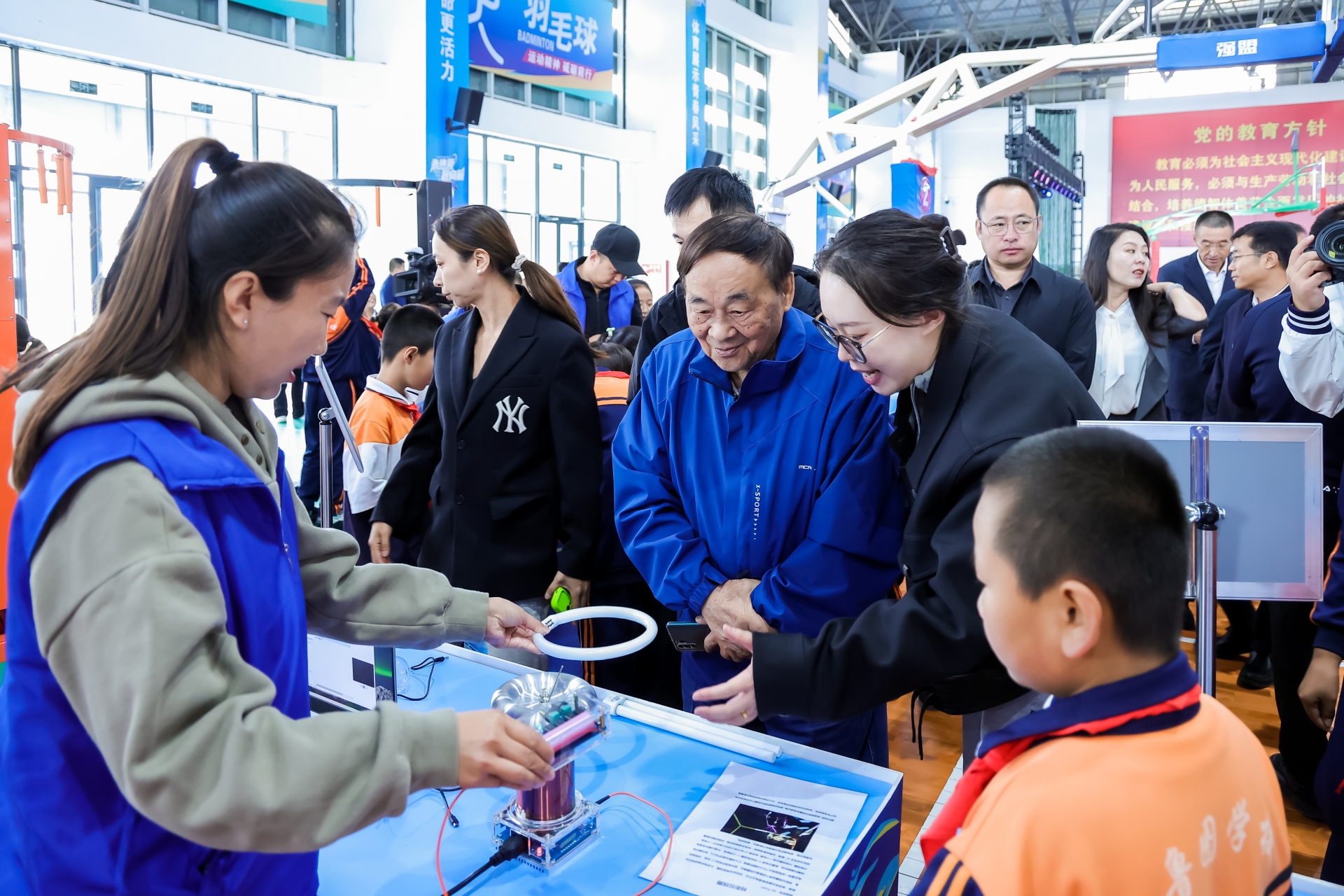 19816516.jpg 19816516.jpg